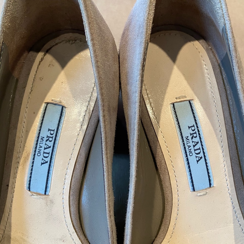 Shoes - Picture 2 of 4